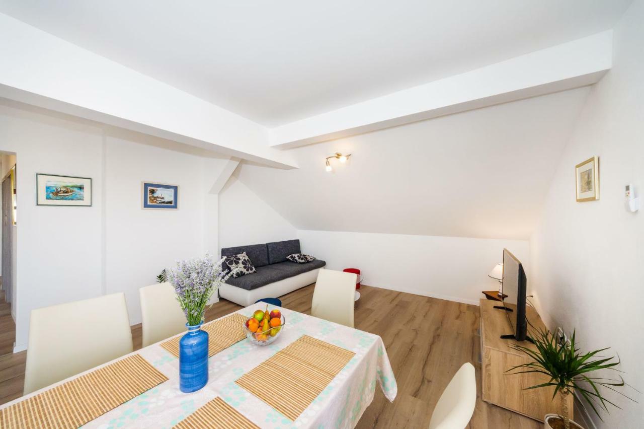 Apartman Iva Zara Luaran gambar