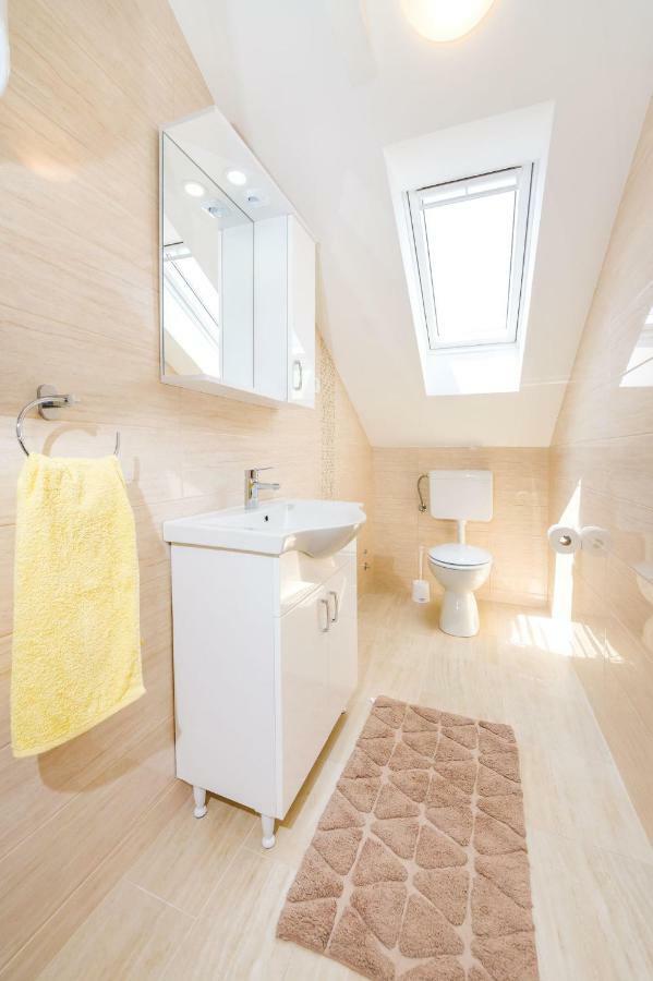 Apartman Iva Zara Luaran gambar