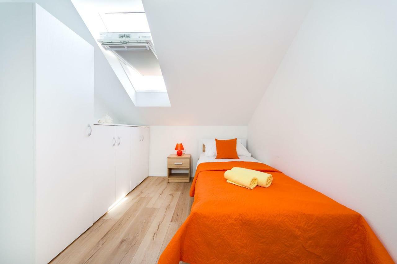 Apartman Iva Zara Luaran gambar