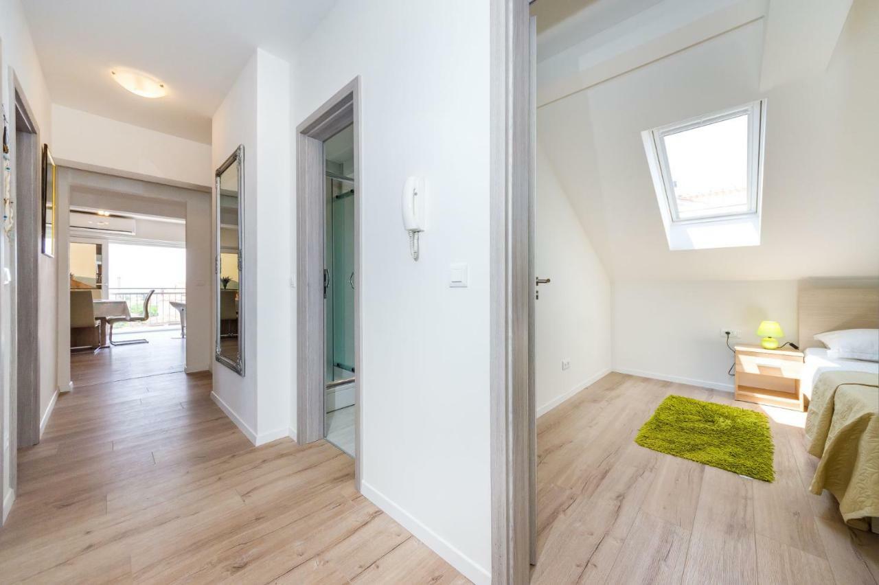 Apartman Iva Zara Luaran gambar