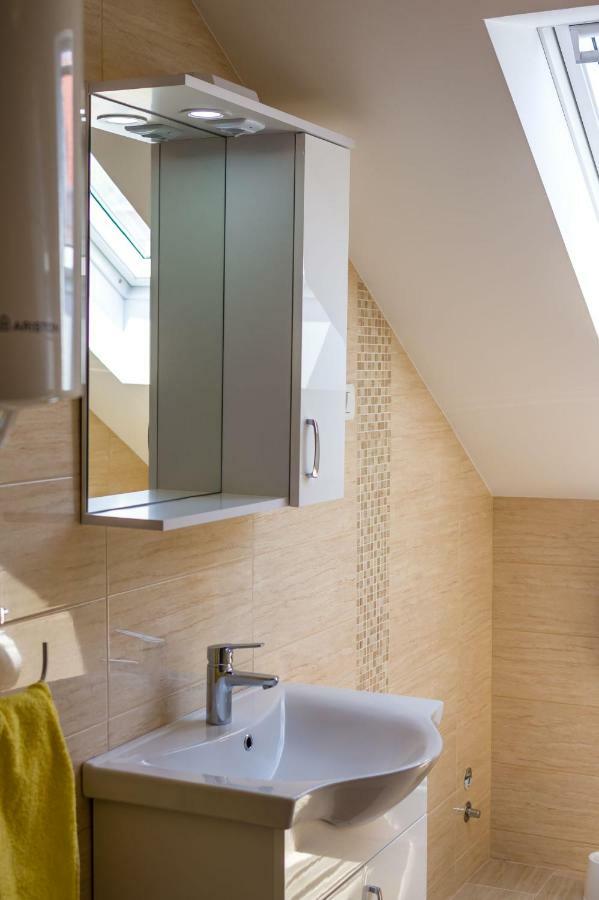Apartman Iva Zara Luaran gambar